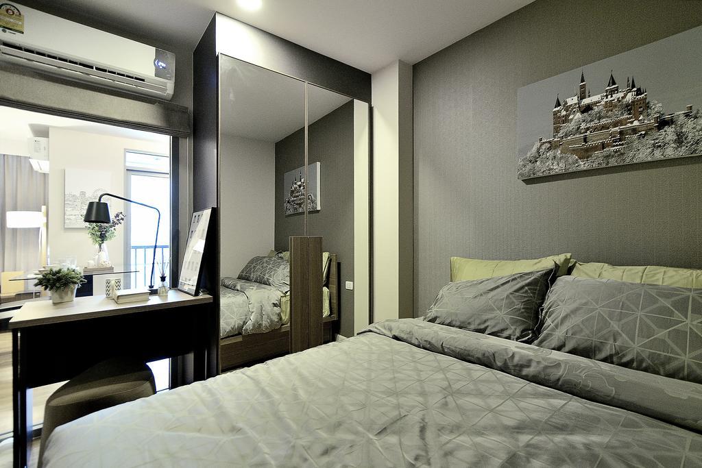 Siamese Nanglinchee Apartment Bangkok Bagian luar foto
