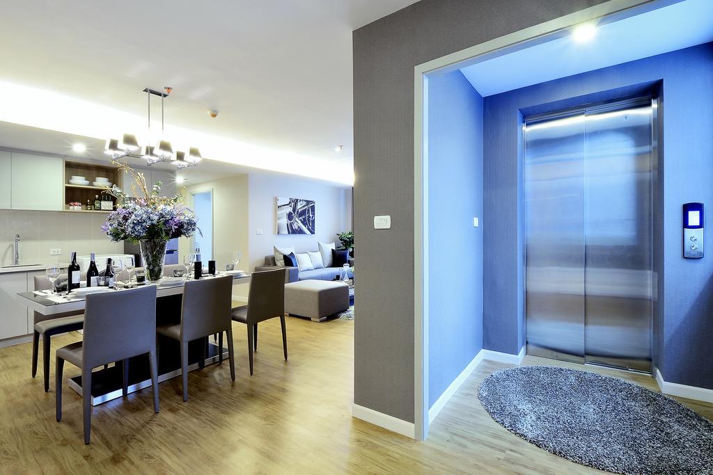 Siamese Nanglinchee Apartment Bangkok Bagian luar foto