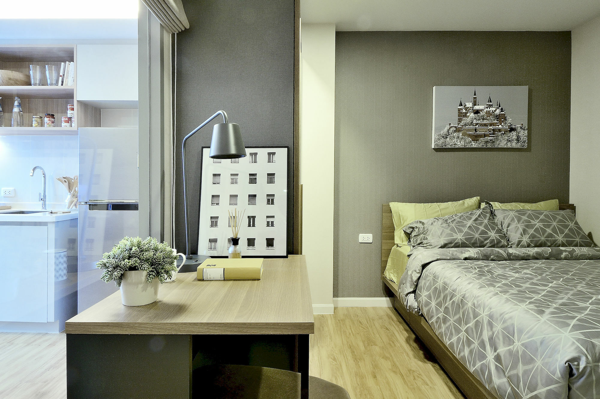 Siamese Nanglinchee Apartment Bangkok Bagian luar foto