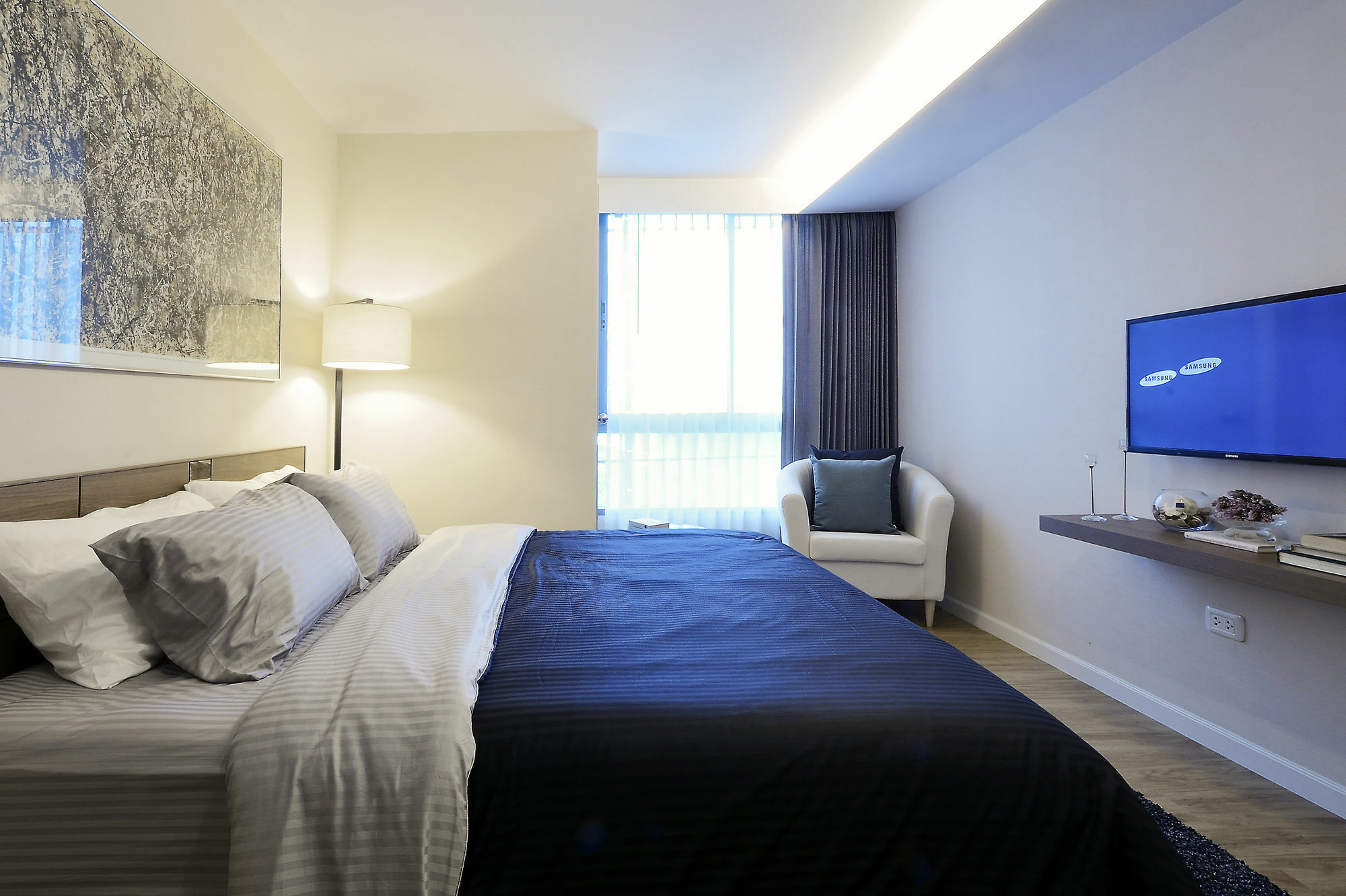 Siamese Nanglinchee Apartment Bangkok Bagian luar foto