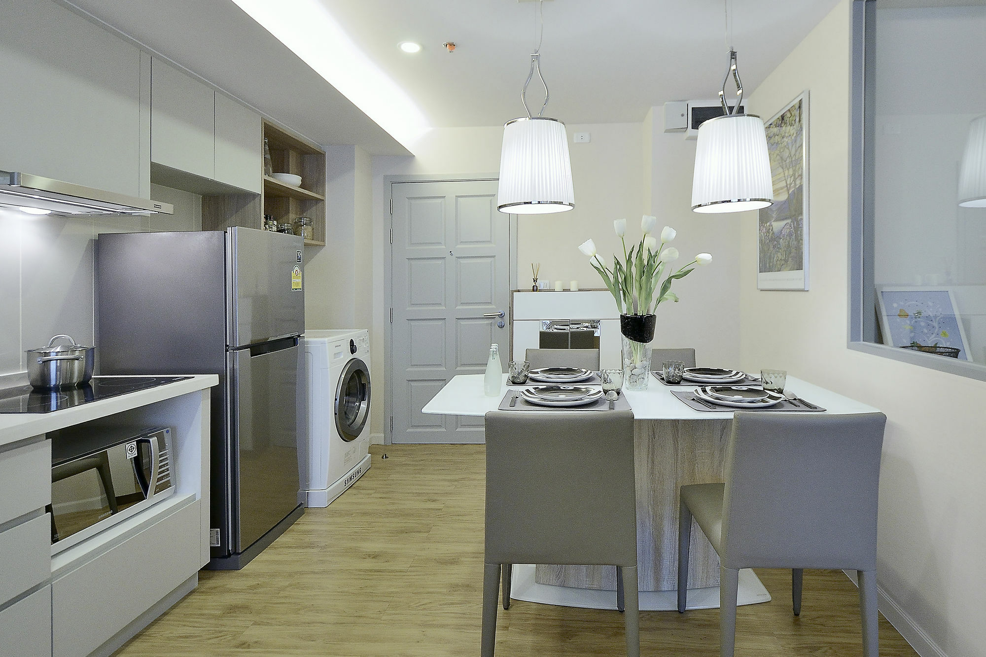 Siamese Nanglinchee Apartment Bangkok Bagian luar foto
